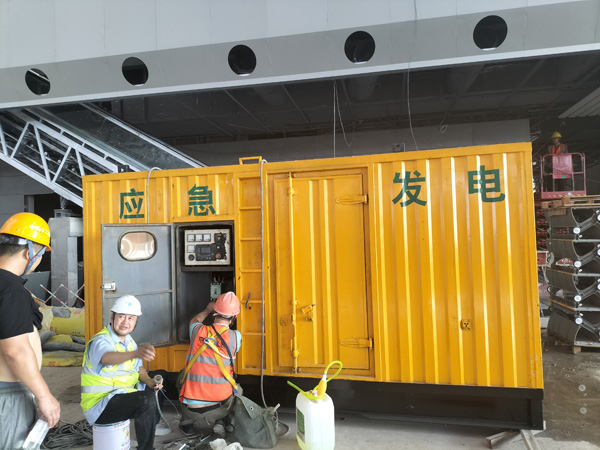 播州怎样判断空气滤清器是否需要更换？